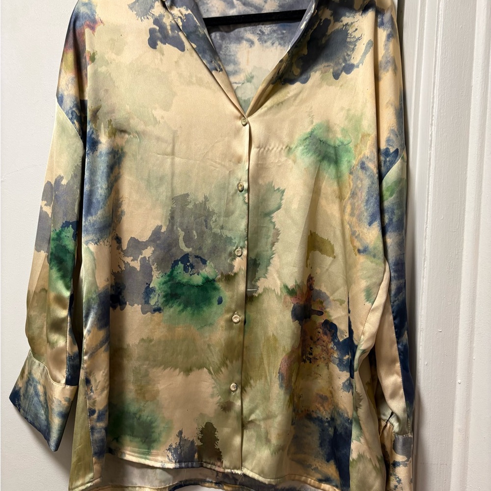 Zara Cream and Blue 3/4 Sleeve Notched Collar Blouse